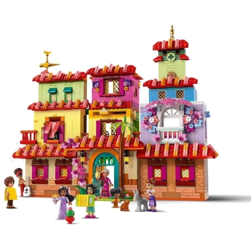 Конструктор LEGO Disney Чарівний дім Мадрігал 1560 деталей (43245): Рекомендований вік 7+