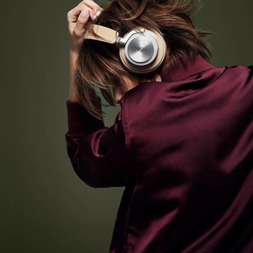 Навушники Bang & Olufsen BeoPlay H7 Natural: Діапазон частот (Гц) 20 - 22 000 Гц