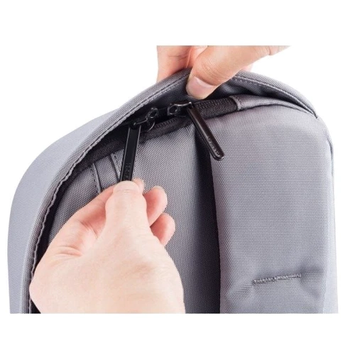 Мужская сумка-слинг антивор XD Design Bobby Sling серая (P705.782): Застежка Молния