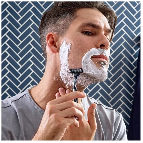 Gillette Mach3 Turbo Станок для бритья с 2 сменными касетами фото 5