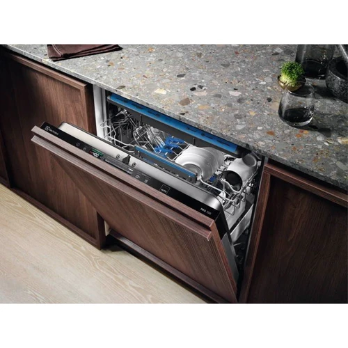 Встраиваемая посудомоечная машина ELECTROLUX EEM48300L