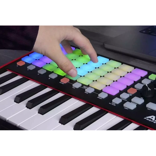 MIDI клавіатура AKAI APC Key 25 II: Механіка Динамическая