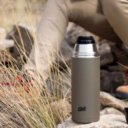 Термос Esbit Vacuum Flask VF750ML-OG Olive green 0.75 л (1227.13.59): Крышка крышка-чашка
