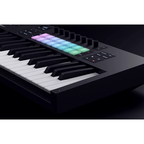 MIDI клавиатура NOVATION Launchkey 37 MK4: Размер клавиш Полноразмерные