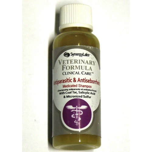 Шампунь Антипаразитарный и Антисеборейный Veterinary Formula Antiparasitic & Antiseborrheic для собак 45 мл