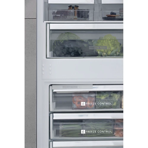 Встраиваемый холодильник Whirlpool SP40 801 EU фото 16