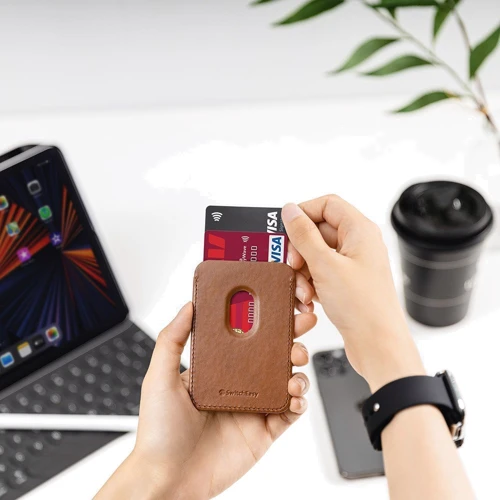 Чехол для iPhone Switcheasy MagWallet Saddle Brown (GS-103-168-229-146) for iPhone 12/13 Series фото 7