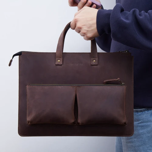 INCARNE Handmade Leather Bag-cover Brave Brown for MacBook Air 15" M3 | M2 (2024 | 2023): Тип аксессуара сумка