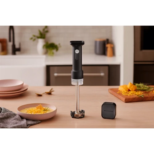 Блендер KitchenAid Go 5KHBRV71BM 12V (с аккумулятором): Материал насадок нержавеющая сталь