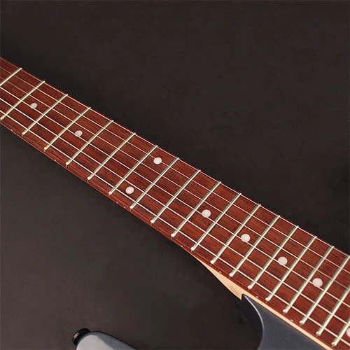 Электрогитара CORT KX100 (Iron Oxide): Форма корпуса Superstrat