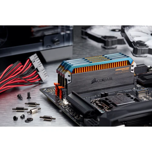 Corsair Dominator Platinum Special Edition Torque 32GB (2 x 16GB) DDR4 DRAM 3200MHz C14 Memory Kit (CMD32GX4M2C3200C14T) фото 4