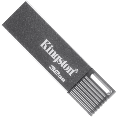 USB-флешка Kingston 32GB DataTraveler Mini M7 USB 3.0 Silver (DTM7/32GB): Объем памяти 32 GB