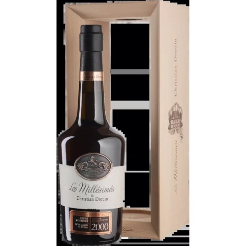 Кальвадос Christian Drouin Calvados Coeur de Lion Pays d'Auge 2000 0.7 л (BWQ2590)