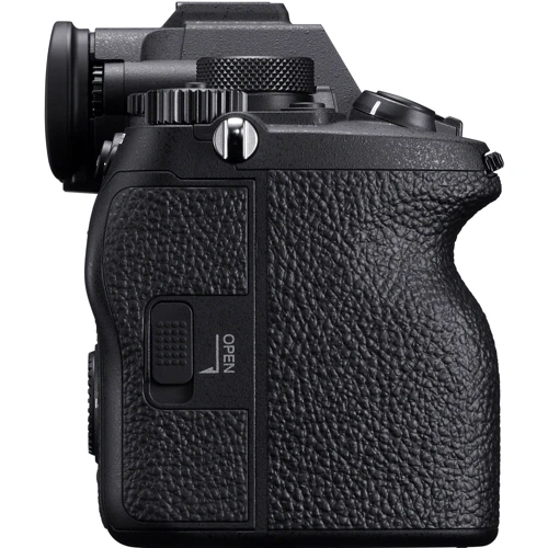 Sony Alpha A7 IV body (ILCE7M4B.CEC): Чутливість ISO авто, 100-32000 (расширяется ISO 50-102400)