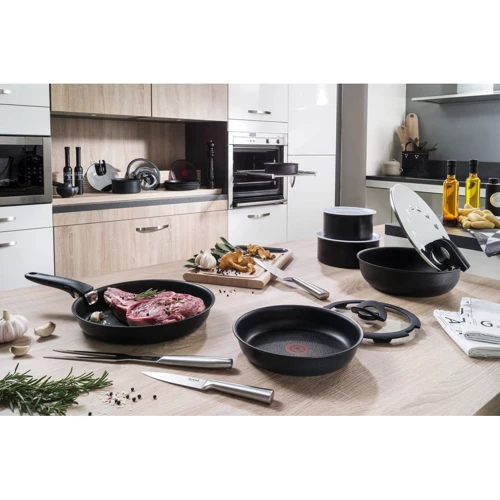 Tefal Expertise Ingenio Вок 28 см (2100107370): Антипригарное покрытие Titanium Excellence