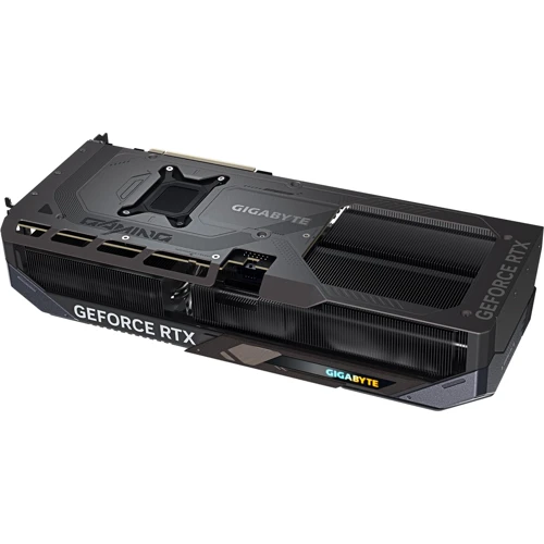 Відеокарта Gigabyte GeForce RTX 5070 Ti GAMING OC 16G (GV-N507TGAMING OC-16GD): Форм-фактор Стандартная