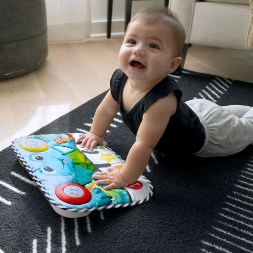 Игрушка музыкальная на кроватку Baby Einstein Neptune's Kick & Explore (074451129269)