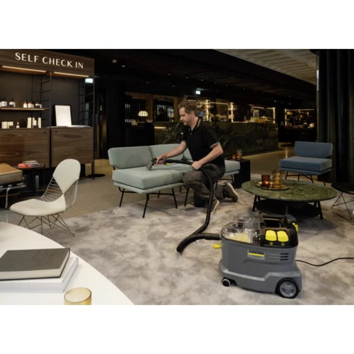 Пылесос Karcher Puzzi 8/1 (1.100-240.0): Тип пылесоса профессиональный
