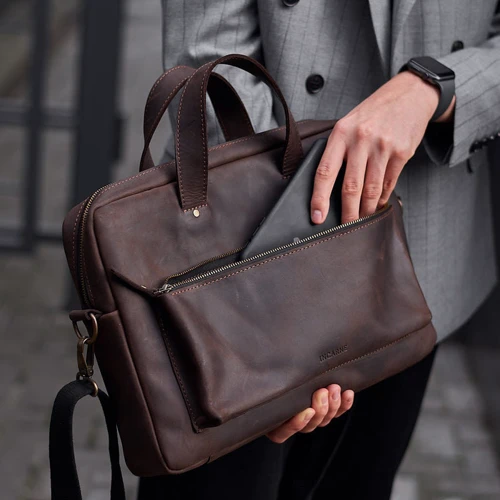 INCARNE Handmade Leather Laptop bag Biz Brown for MacBook 15-16": Совместимость MacBook 15-16"