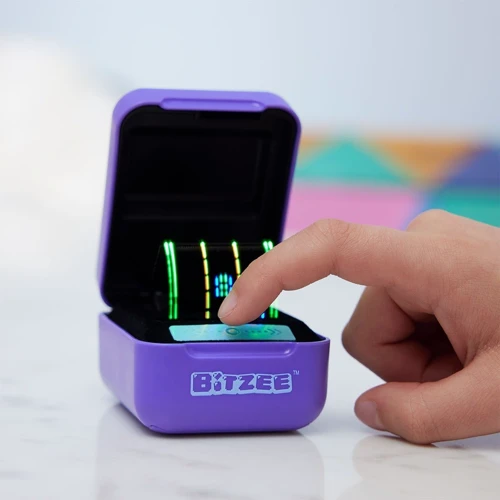 Інтерактивна іграшка з цифровими героями Bitzee - Мої піксельні улюбленці фіолетовий (6067790)