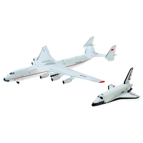 Літак Herpa Антонов Ан-225 з космічним човником "Буран"
