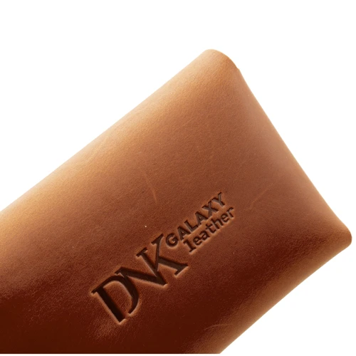 Женская визитница DNK Leather коричневая (DNK-Cards-vint-colN): Страна производитель Украина
