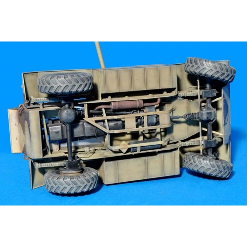 Сборная модель MiniArt Британский бронеавтомобиль AEC Mk.II (MA35155) фото 10
