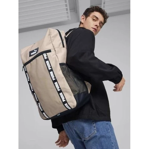 Рюкзак Рюкзак Puma EvoESS Box Backpack 24L черный бежевый Уни 30x15x48 см (090340-02)