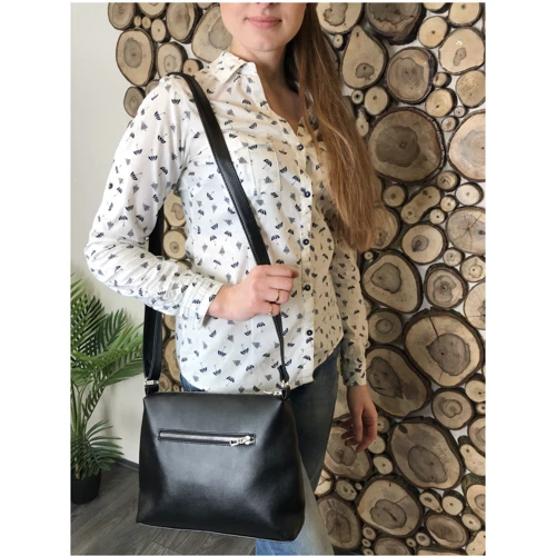 Женская сумка через плечо Sambag Rose LRN black черная (94180002): Страна производитель Украина