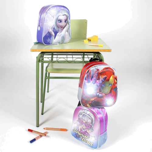 Рюкзак детский с подсветкой Cerda Kids Backpack Lights 3D LOL: Пол Девочка