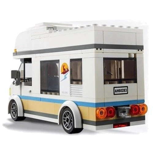 Конструктор LEGO City Каникулы в доме на колесах (60283): Количество деталей, шт. 190
