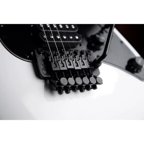 Електрогітара CORT G250FR (White): Матеріал корпусу Американська липа
