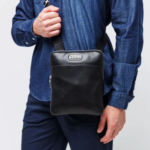 Мужская сумка планшет Guess Dan PU Mini Flat Crossbody черная (HMDNPUP0324-BLA): Фактура Матовая, Гладкая