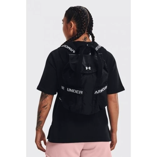 Рюкзак Рюкзак Under Armour Favorite Backpack черный Жен 34x35x15 см (1369211-001)