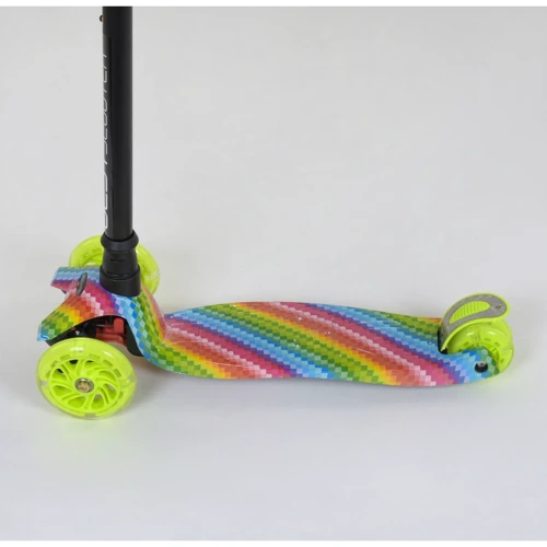 Самокат триколісний MAXI "Best Scooter" пластмасовий, трубка керма алюмінієва Light green / Black (83273): Максимальне допустиме навантаження, кг 60
