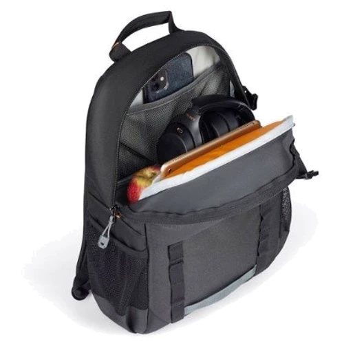 Lowepro Adventura BP 150 III Black (LP37455-PWW): Вместимость Беззеркальные камеиа с прикрепленным объективом (например, Fujifilm X-E2 с 35 мм), 2-3 дополнительных объектива или вспышки, Компактный штатив, 10'' планшет, Личные вещи
