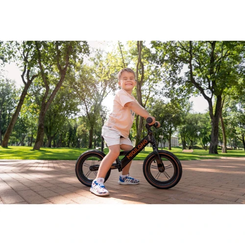 Беговел Miqilong HPA 12" Черный (ZCY-HPA12-BLACK) фото 17