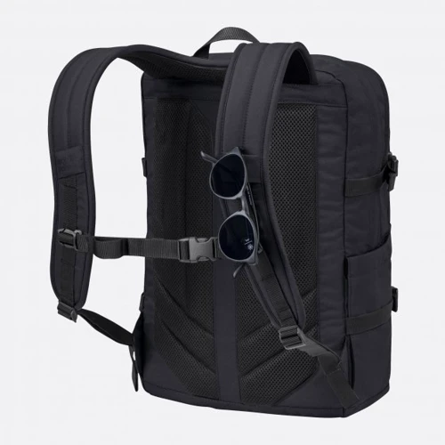 Чоловічий рюкзак Jack Wolfskin Berkeley De Luxe чорний (2530002_6000): Країна виробник Вьетнам