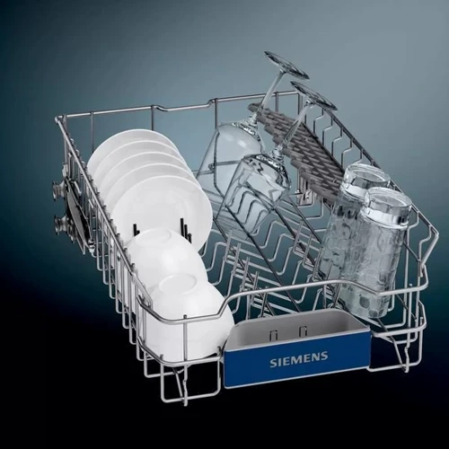 Встраиваемая посудомоечная машина Siemens SR636X01ME: Расход воды, л 9.5