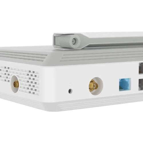 Маршрутизатор Wi-Fi Keenetic Giant (KN-2610): Интерфейс подключения (LAN-порт) 8х10/100/1000