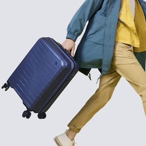 Чемодан Xiaomi Ninetygo Lightweight Luggage 24" Blue (6941413216357): Выдвижная ручка Есть