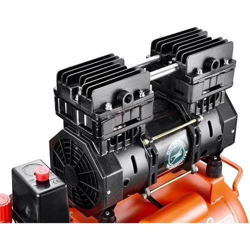 Компресор Sturm AC93224OL: Тип приводу прямий