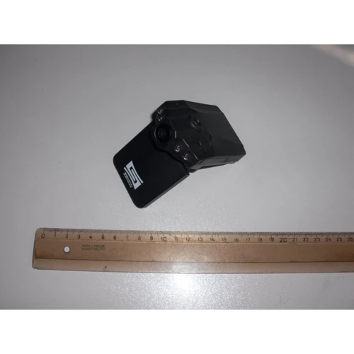 Sempai DVR-228LED: Оснащение инфракрасная подсветка (ночная сьемка), печать даты и времени на видео, дисплей, аккумулятор