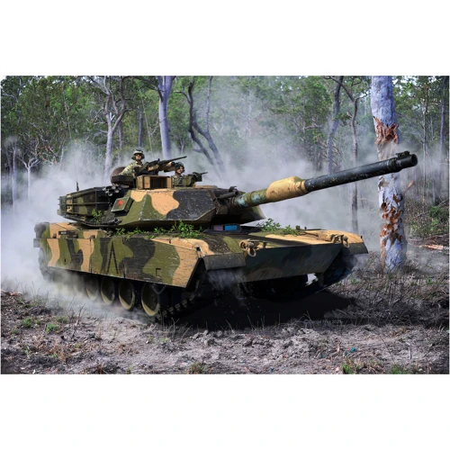 Сборная модель-копия Revell Танк Абрамс M1A1 AIM(SA)/ M1A2 уровень 4 масштаб 1:72 фото 7
