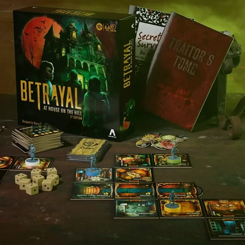Настольная игра Avalon Hill Betrayal at the House on the Hill 3rd Edition - EN Измена в Доме на Холме. 3-е издание НА АНГЛИЙСКОМ ЯЗЫКЕ
