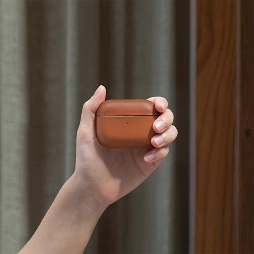 Чехол для наушников Native Union Leather Tan (APPRO-LTHR-BRN-AP) for Apple AirPods Pro фото 6