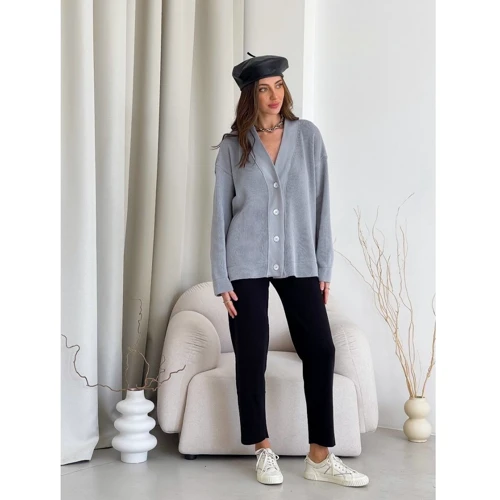 Кардиган АRTKNIT Vittoria 27418 One Size серый: Тип застежки На пуговицах