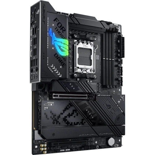 ASUS ROG STRIX X870-F GAMING WIFI UA: Разъемы на плате USB Type-C, USB 3.2 Gen 1, USB 2.0, M.2, SATA 3.0