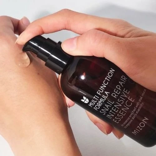 Mizon Snail Repair Intensive Essence Эссенция для лица с муцином улитки 100 ml: Пол Для женщин