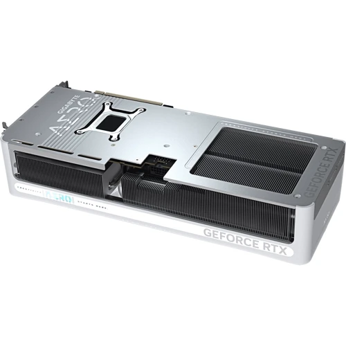 Видеокарта Gigabyte GeForce RTX 5070 Ti AERO OC 16G (GV-N507TAERO OC-16GD): Форм-фактор Стандартная